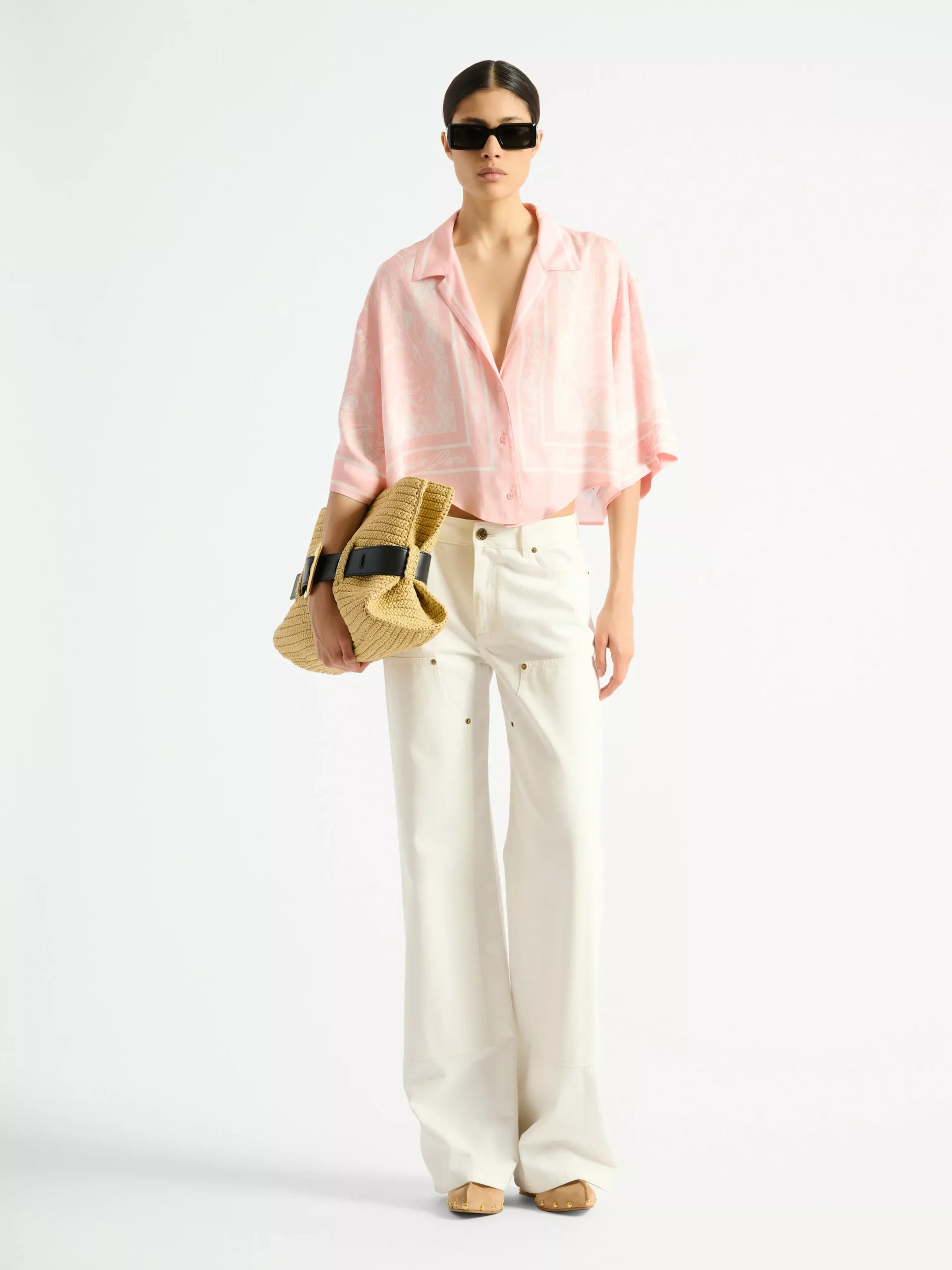 Loose-fit denim jeans