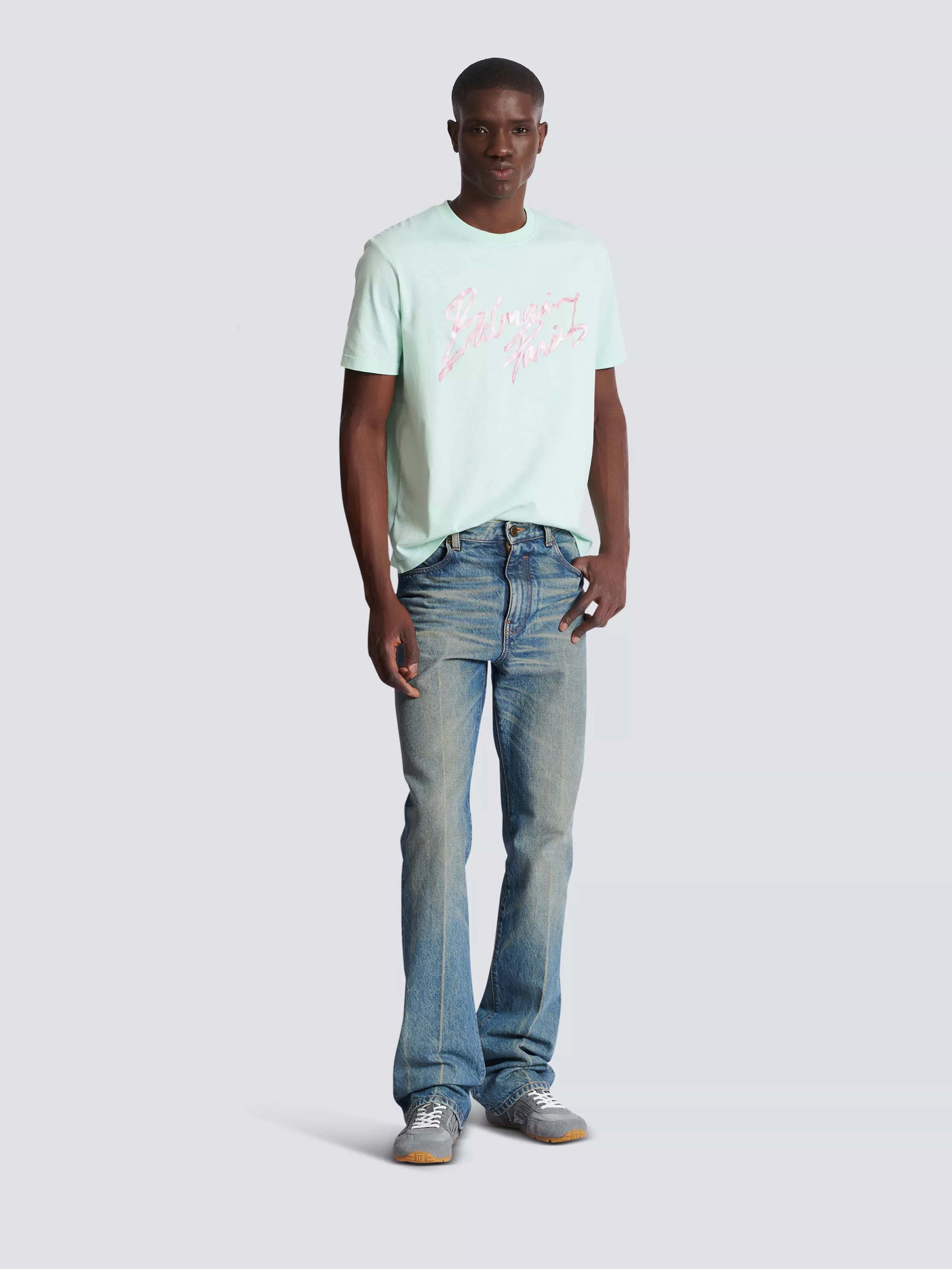 Slim straight-leg jeans in vintage denim
