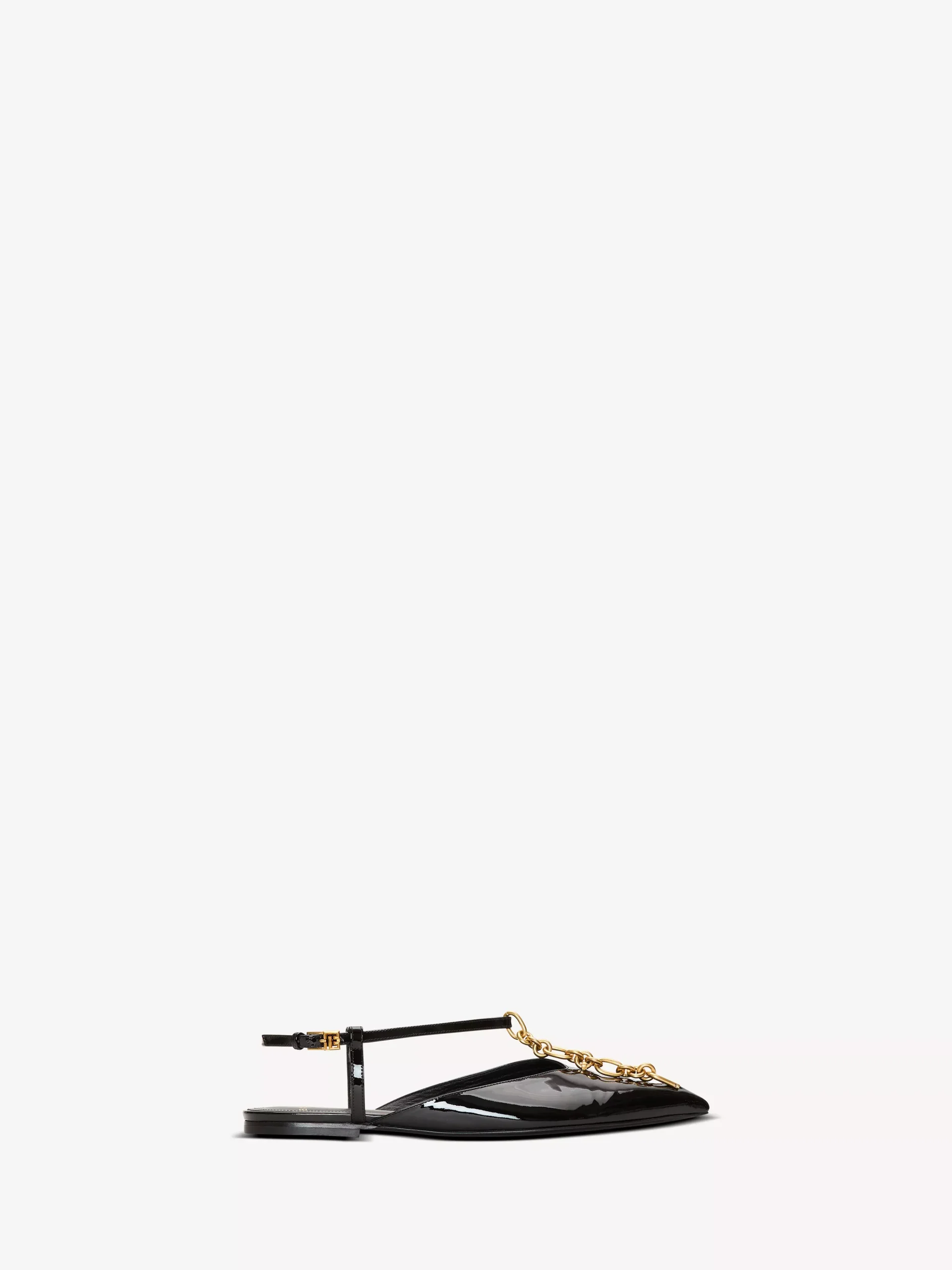 Sync chain sandals in patent leather