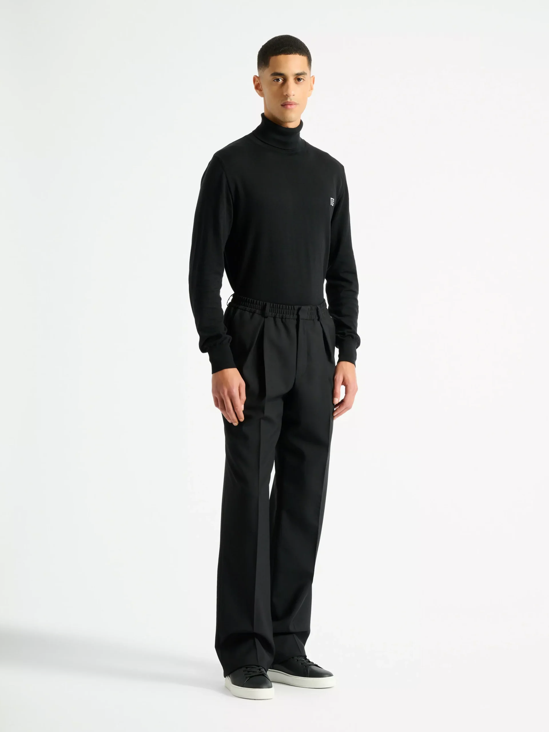Wool trousers with elasticated waist